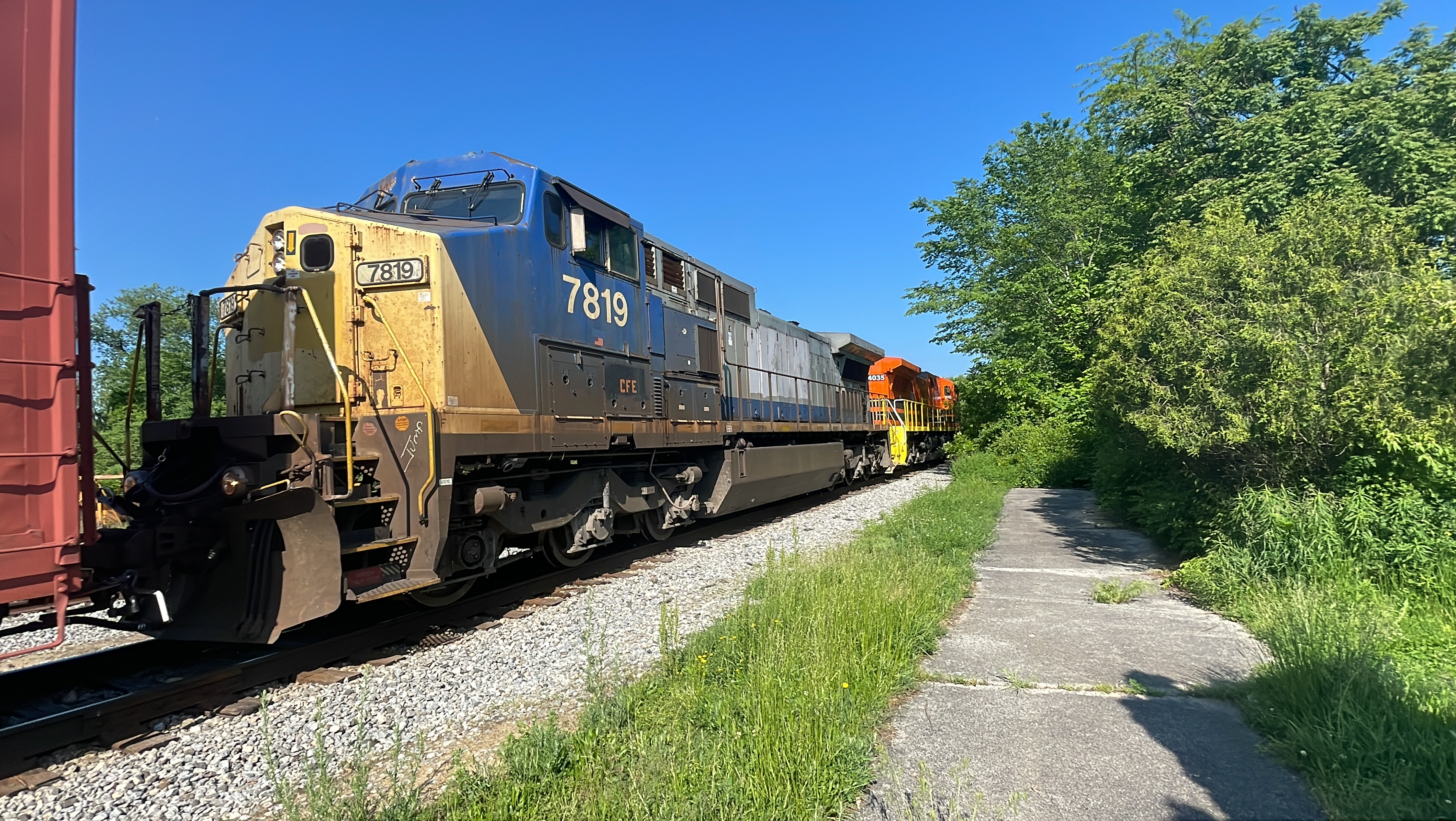 CFE #7819, a C40-8W. May 18, 2024.